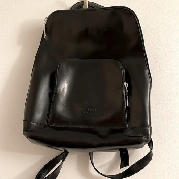 kesslord Handbags - Kesslord Black vintage leather back pack